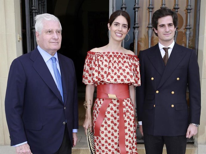 El Duque de Alba y los Duques de Huéscar a su llegada a La Maestranzaes