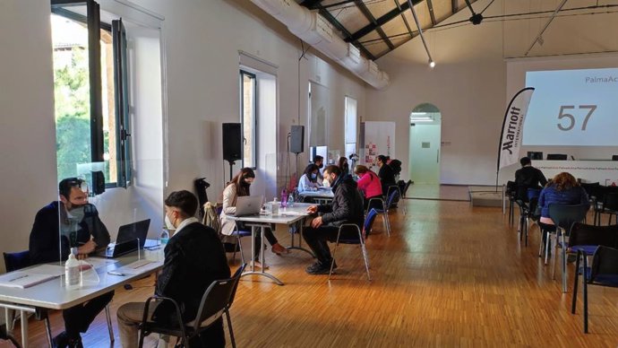 Archivo - PalmaActiva organiza un proceso de selección de personal para cubrir 130 puestos de trabajo en una cadena hotelera 