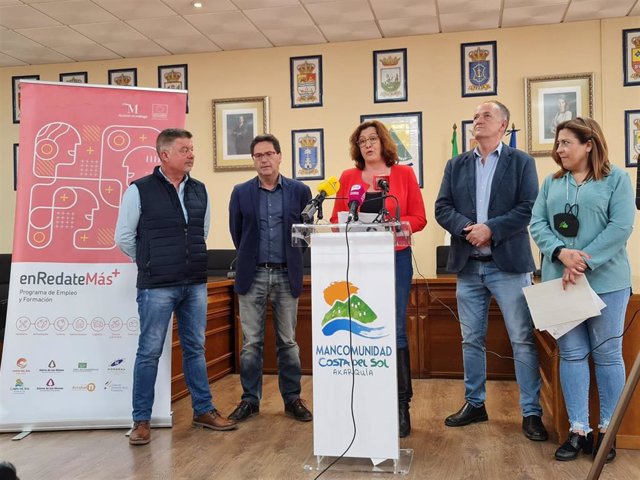 Diputación ofrece este año 9 itinerarios para la inserción laboral de 135 personas vulnerables de la comarca de la Axarquía