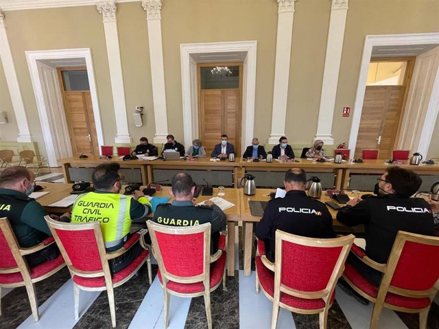Reunión de la Junta Local de Seguridad para diseñar el dispositivo del festival Womad en Cáceres