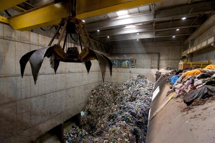 La entrada de la fracción rechazo en servicios de tratamiento de residuos de Mallorca baja dos puntos respecto a 2019.