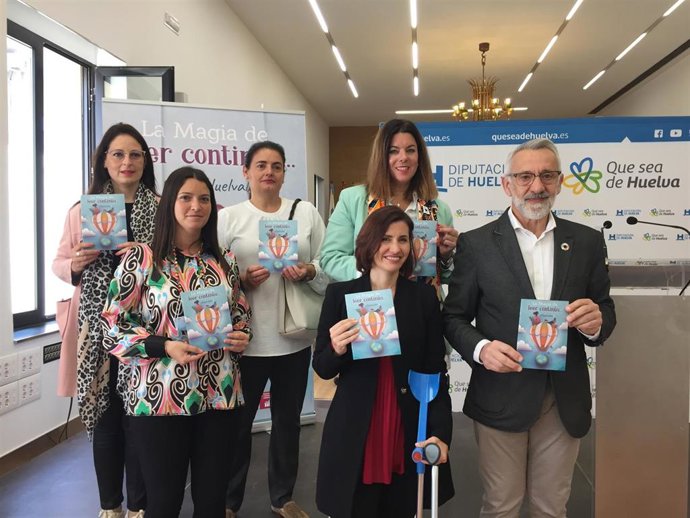 El vicepresidente de la Diputación de Huelva, Juan Antonio García, ha presentado la segunda edición de la campaña de fomento de la lectura #Huelvalee+.