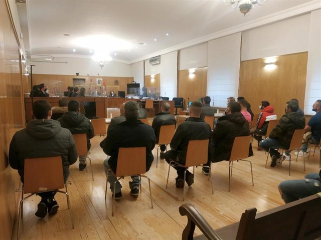 Los acusados por la 'Operación Rosado', en la primera sesión del juicio en la Audiencia de Valladolid.