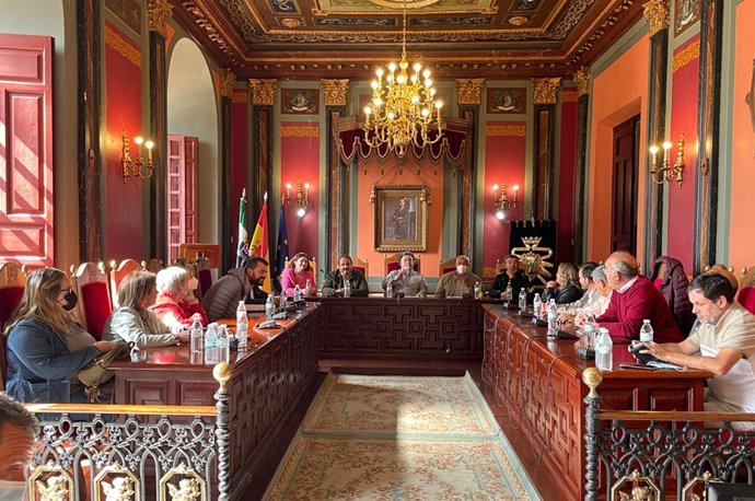 Reunión del gobierno de la Diputación de Cáceres con los municipios de la mancomunidad de Trujillo y Tamuja