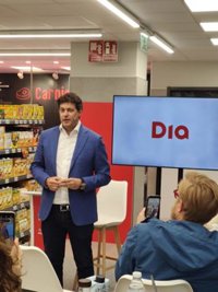 Dia renueva sus tiendas y rediseña su marca propia para liderar el comercio de proximidad en España