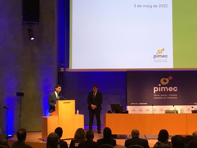 El vicepresidente y conseller de Políticas Digitales y Territorio de la Generalitat, Jordi Puigneró, y el presidente de Pimec, Antoni Cañete