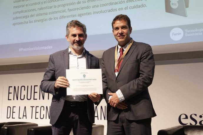 El servicio de Teleasistencia del Ayuntamiento de Madrid recibe una distinción de la Federación Española de Empresas de Tecnología Sanitaria (Fenin)