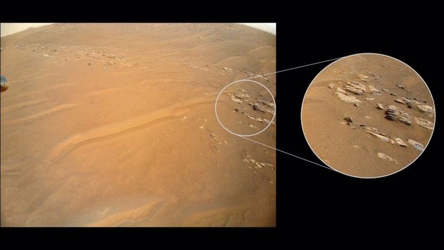 El helicóptero Ingenuity de la NASA en Marte exploró esta cresta cerca del antiguo delta del río en el cráter Jezero porque es de interés para los científicos del rover Perseverance.