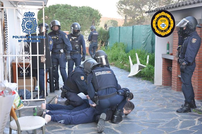 Los presuntos tres responsables fueron detenidos en una vivienda de Lli de Vall (Barcelona)