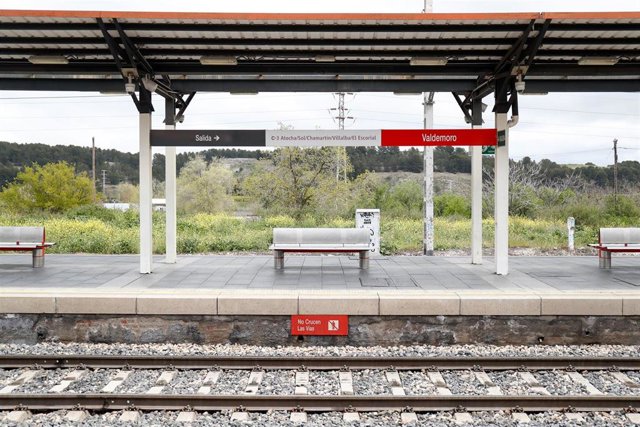 Archivo - Uno de los andenes de la estación de cercanías de Valdemoro.