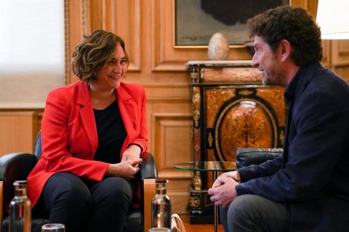 Archivo - Jarabo traslada a Colau la dificultad que tienen los palmesanos para acceder a la vivienda.