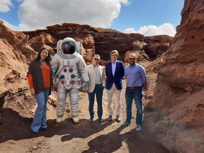 La Delegada Territorial De Turismo De La Junta En Huelva, María Ángeles Muriel, Ha Visitado Este Miércoles El Proyecto 'Riotinto, Marte En La Tierra'.