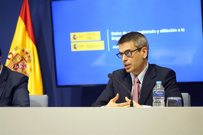 El secretario de Estado de Seguridad Social, Israel Arroyo, en la rueda de prensa de valoración de los datos de paro y afiliación de abril