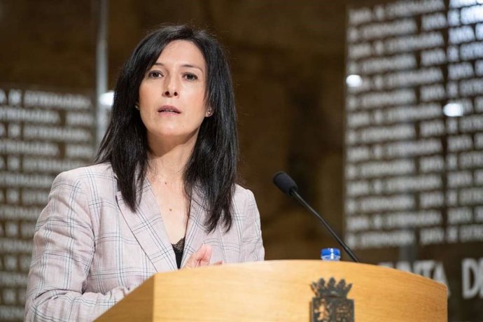 La consejera de Educación y Empleo, Esther Gutiérrez, en la rueda de prensa posterior al Consejo de Gobierno.