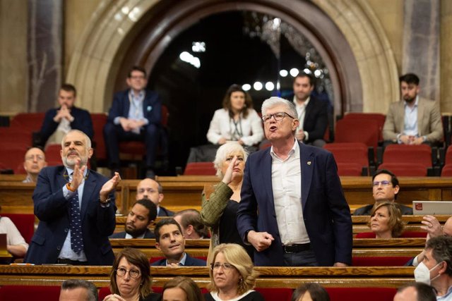 Imagen de archivo - El diputado de Cs, Matías Alonso, después de que la presidenta del Parlament le haya expulsado de la sesión plenaria, en el Parlament de Cataluña, a 27 de abril de 2022, en Barcelona, Cataluña (España).
