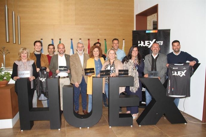 Presentación de la La HUEX Extrema en Diputación.