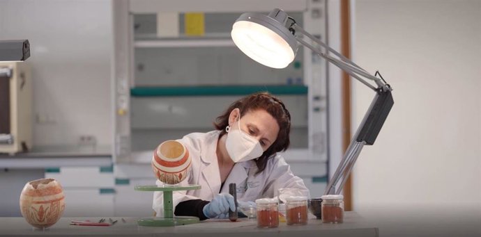 Imagen de las cáscaras de avestruz feniciopúnicas.