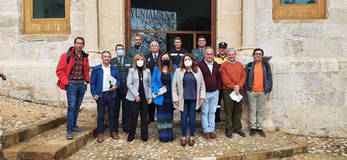 Asistentes a la junta local de seguridad de Segura de la Sierra.