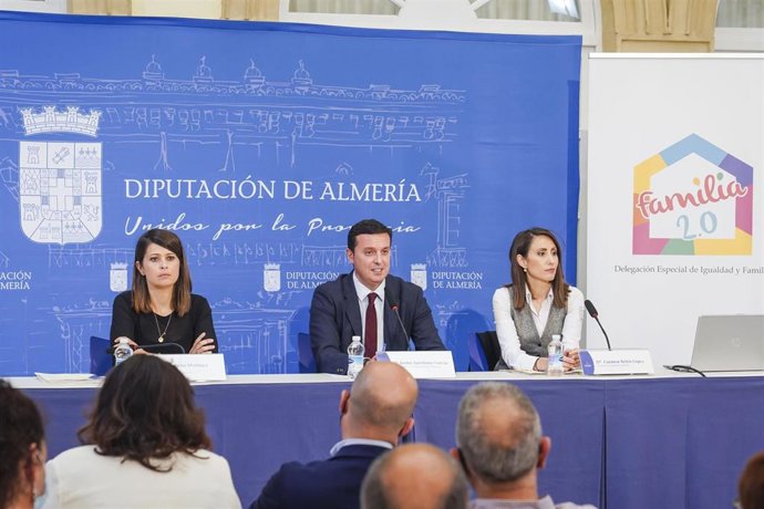 Javier Aureliano García preside el Consejo Provincial de Familia