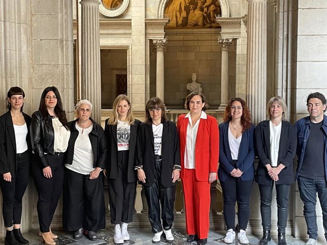 Presentació del Departament d'atenció i prevenció dels abusos en el sector audiovisual i de les arts escèniques, amb l'alcaldessa de Barcelona, Ada Colau, i la presidenta de l'Acadèmia del Cinema, Judith Colell