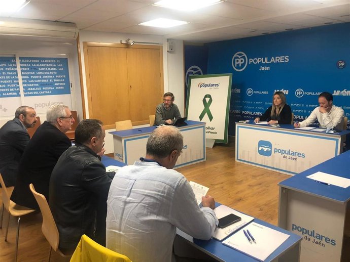 Reunión del PP con los sindicatos