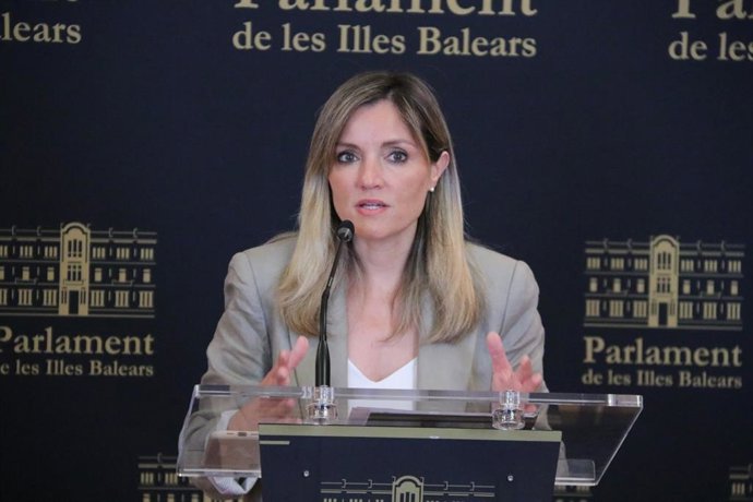 La coordinadora autonómica de Ciudadanos (Cs) Baleares y portavoz del grupo parlamentario, Patricia Guasp, en una rueda de prensa.