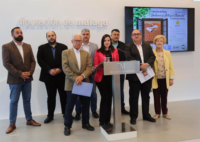 Sabor a Málaga colabora en el primer concurso de pintura dedicado al moscatel de la Axarquía