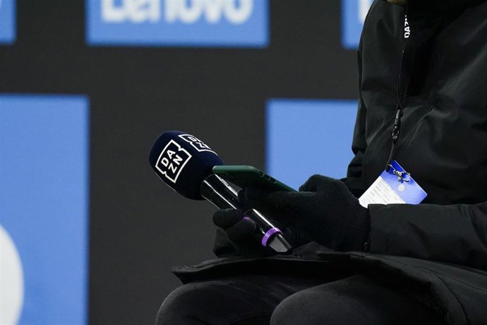 Archivo - DAZN microphone during the Italian championship Serie A football match between FC Internazionale and Spezia Calcio on December 1, 2021 at Giuseppe Meazza stadium in Milan, Italy - Photo Morgese-Rossini / DPPI