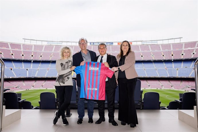 Acuerdo entre FC Barcelona y mnium Cultural