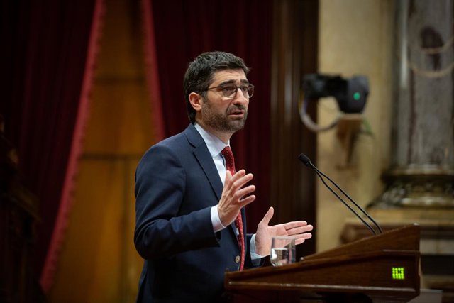 Archivo - Puigneró en un ple recent del Parlament