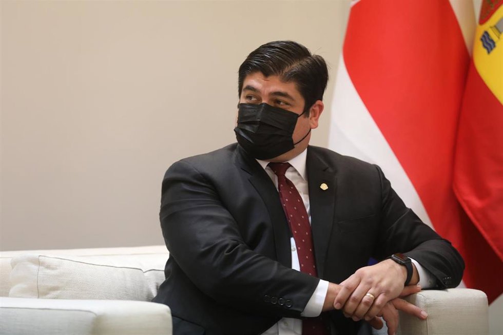 Archivo - El presidente de Costa Rica, Carlos Alvarado, en el Palacio de la Moncloa