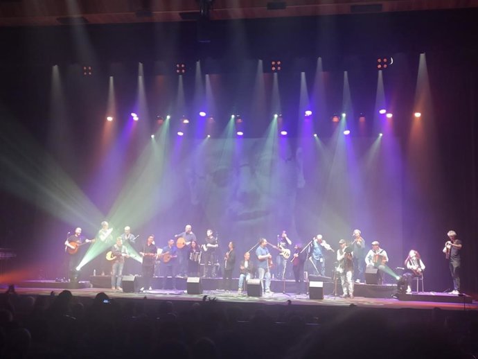 Conciertu d'Ígor Medio, nel Teatru de la Llaboral.