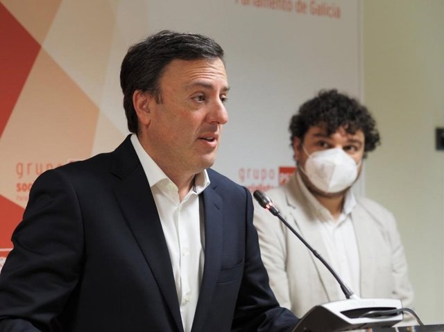 El secretario xeral del PSdeG, Valentin González Formoso, en rueda de prensa