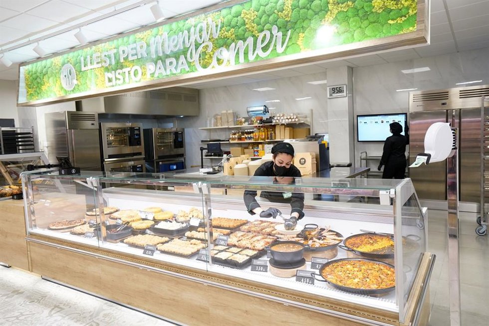 Archivo - Mercadona abre en Can Burgos (Ibiza) la sección 'Listo para Comer' .