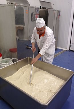 Obrador de horchata de los carritos Món Orxata en Alboraya.