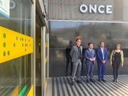 El presidente de la Generalitat, Pere Aragons, visita la ONCE Catalunya