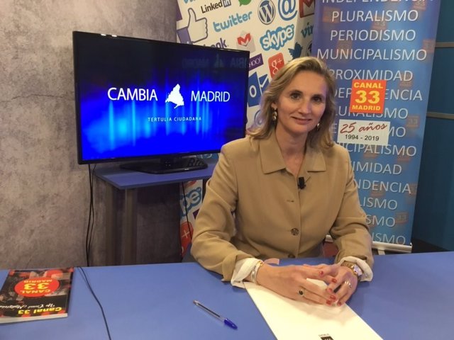 La consejera de Medio Ambiente, Vivienda y Agricultura, Paloma Martín, en una entrevista en Canal 33 TV de Madrid