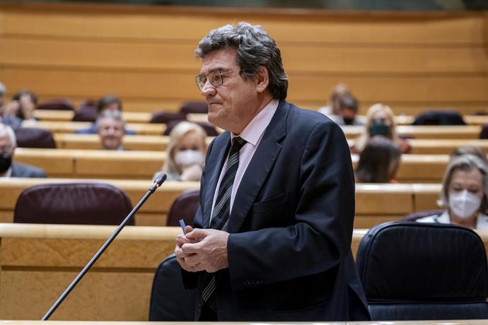 El ministro de Inclusión, Seguridad Social y Migraciones, José Luis Escrivá, en una imagen de archivo.