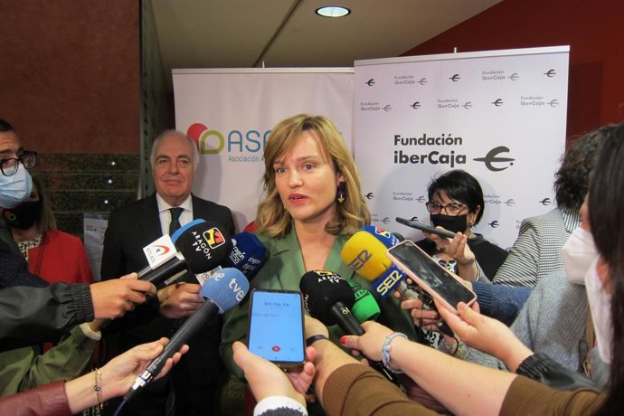 La ministra de Educación y Formación Profesional, Pilar Alegría, en Zaragoza.