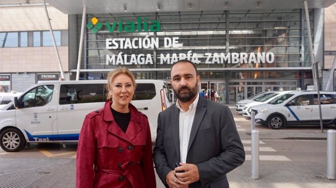 Los diputados por el PP de Málaga Carolina España y Mario Cortés