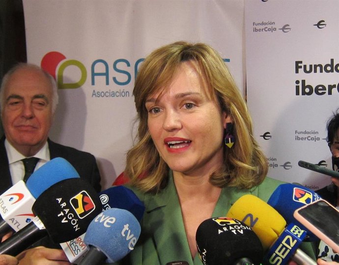 La ministra de Educación y Formación Profesional, Pilar Alegría, en Zaragoza.