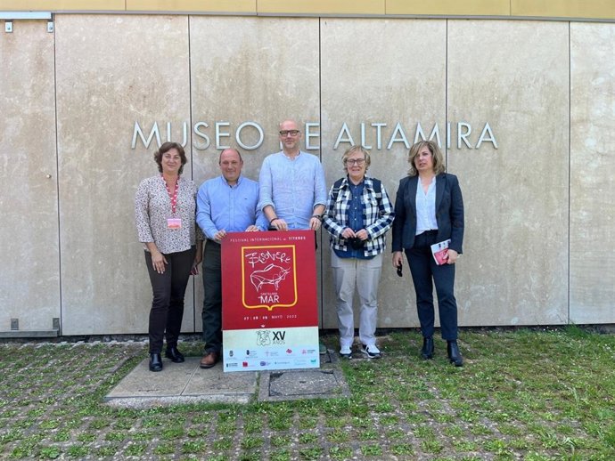 Presentación de la XV edición del Festival Internacional de Títeres 'Bisontere'