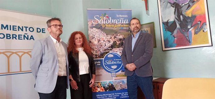 Comparecencia informativa tras la declaración de la Villa de Salobreña como Municipio Turístico de Andalucía