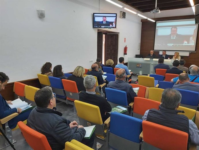 Jornadas de intercambio de experiencias en el sector agroganadero entre Carmona y Portugal.
