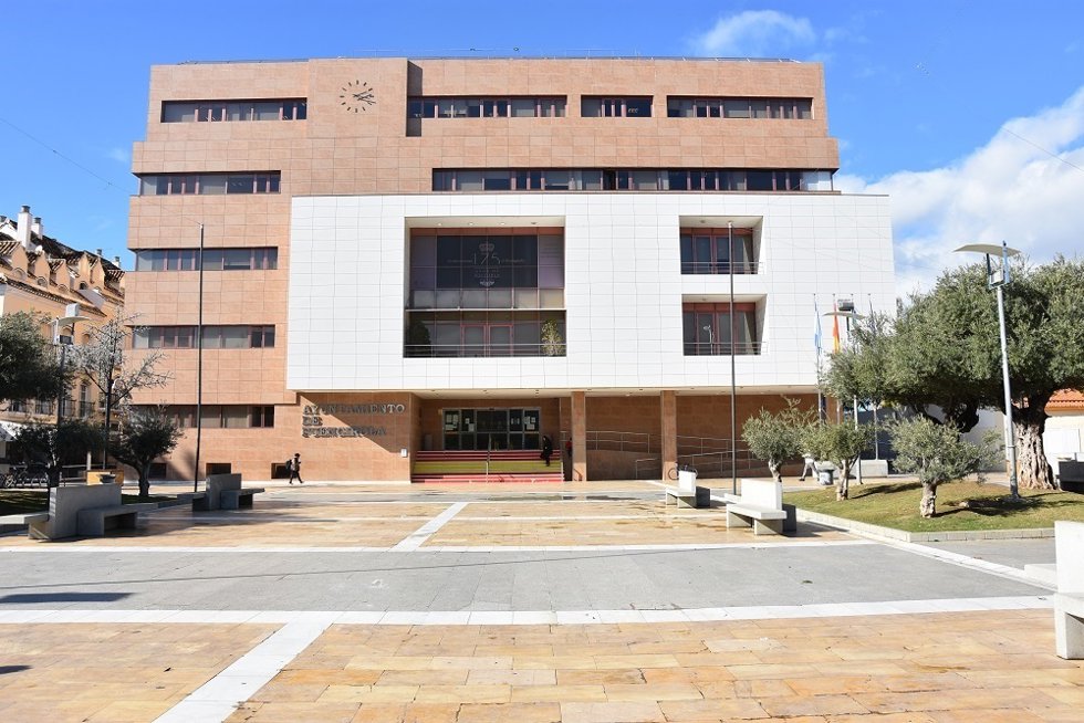 Vista del Ayuntamiento de Fuengirola