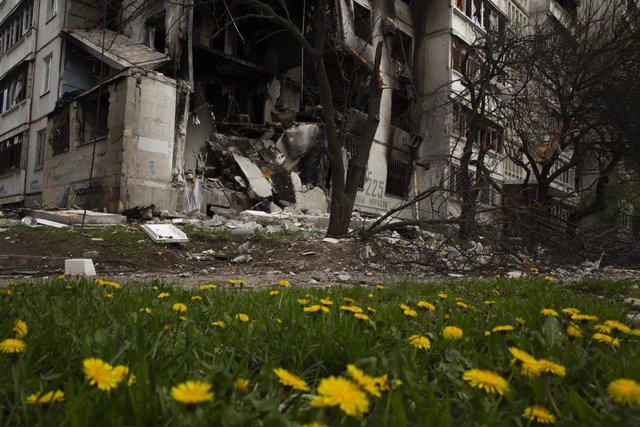 Edificio destruido en Járkov, Ucrania
