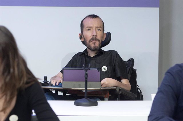 El portavoz de Unidas Podemos en el Congreso, Pablo Echenique, en una reunión del Consejo Ciudadano Estatal de Podemos, en la sede de Podemos, a 29 de abril de 2022, en Madrid (España). 