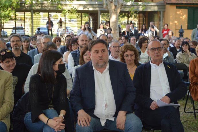 Marta Vilalta, Oriol Junqueras y Miquel Pueyo.