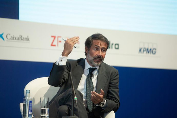 El president de KPMG, Juanjo Cano, intervé en la sessió 'Dilegs Empresa' de la XXXVII Va reunir Cercle d'Economia