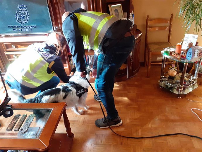 Desmantelado un punto de venta de cocaína y detenido un hombre de 63 años en Logroño